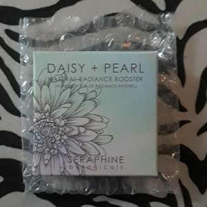 Daisy & Pearl natural radiance booster